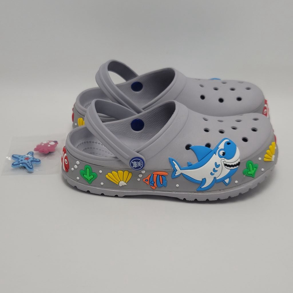 Kids Clogs Slide Garden Shoes Shark Cartoon Slip On Slippers Size 34 Lightweight - Picture 2 of 13